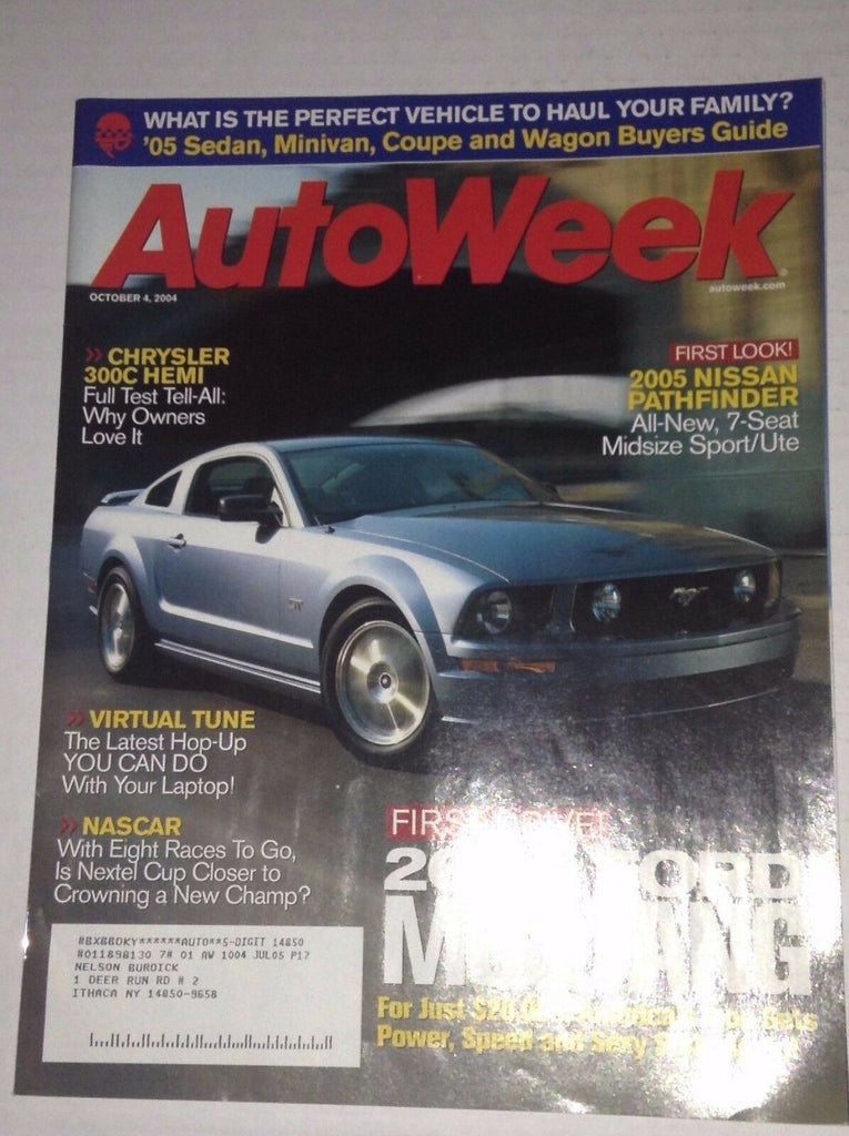 Autoweek Magazine 2005 Ford Mustang Chrysler 300C Hemi October 4, 2004 012217RH