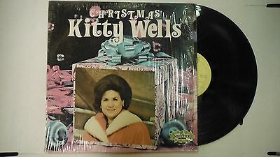 33 RPM Vinyl Kitty Wells Christmas Mistletoe Records MLP-1214 110414KME