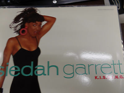 SIEDAH GARRETT KISSING 33RPM EX 120415 TLJ