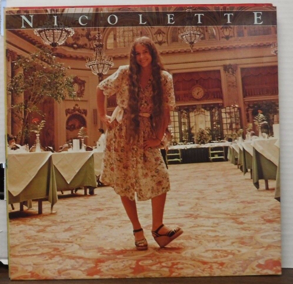Nicolette / Nicolette Larson 33RPM BSK-3243 Warner Bros. 112516LLE