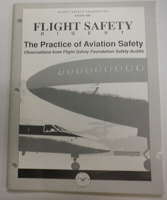 Flight Safety Digest Magazine Aviation Safety August 1990 FAL 071015R