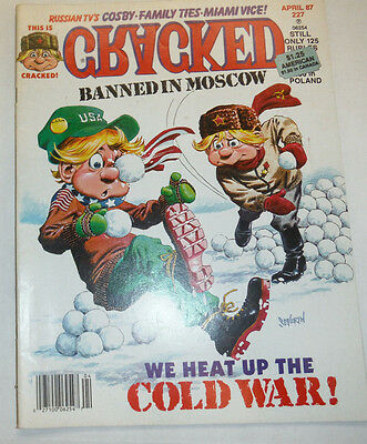 Cracked Magazine Cold War & Cosby April 1967 032515R