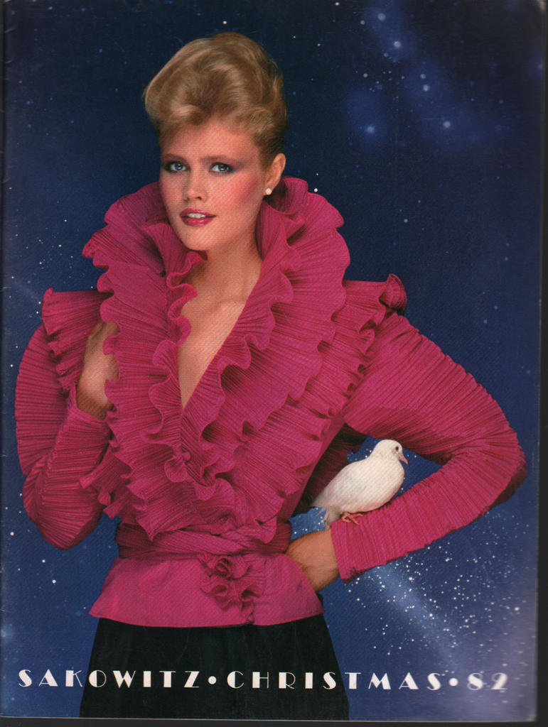 Sakowitz Christmas 1982 Gifts and Clothing Vintage Catalog 061820AME