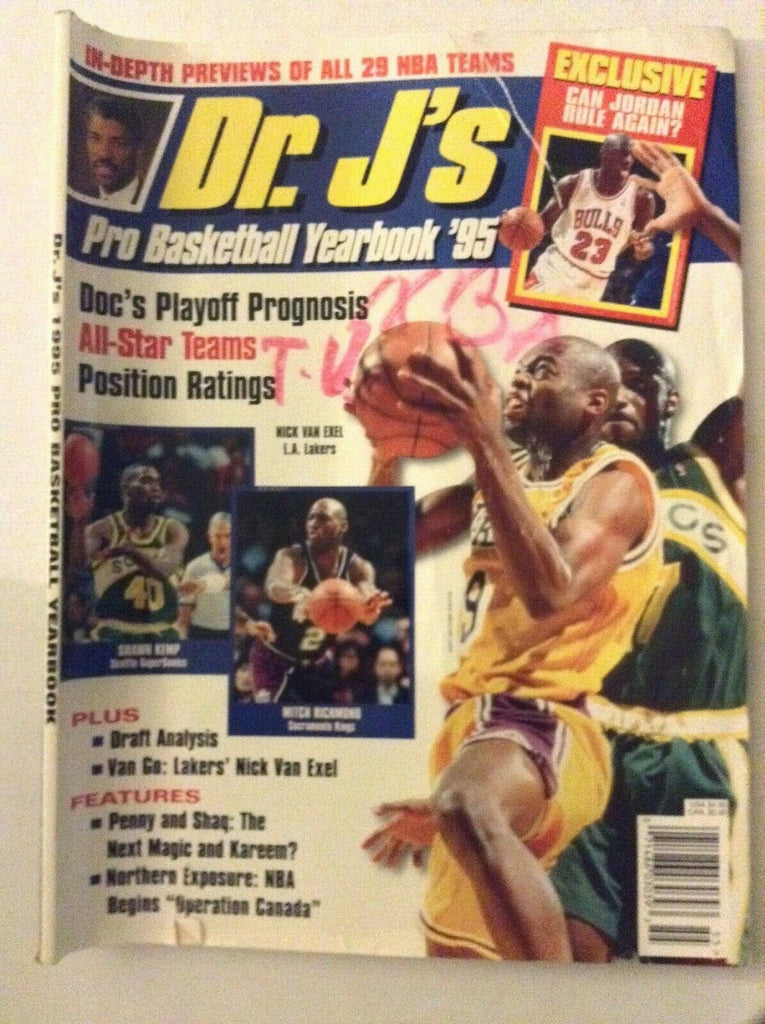 Dr. J's Basketball Yearbook Nick Van Exel Mitch Richmond 1995 042919nonrh