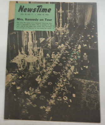 Scholastic NewsTime Magazine Mrs.Kennedy On Tour April 1962 061915R