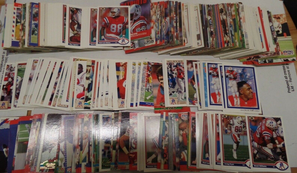 Patriots Lot of Approximately 650 Late 80's to 90's Football Cards 101118DBT5