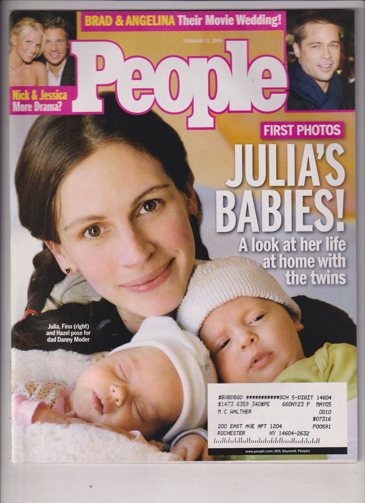 People Mag Julia Roberts Brad Pitt February 21, 2005 011820nonr