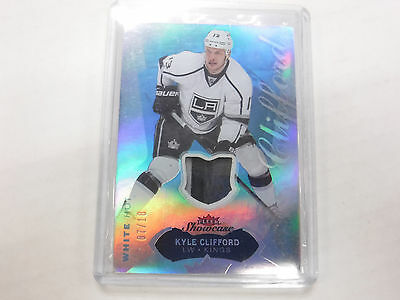 2014-15 Fleer Showcase Kyle Clifford Kings Game-Used Patch Card jh1