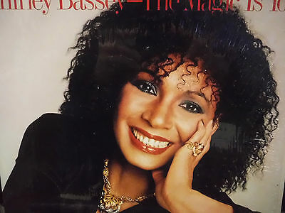 Shirley Bassey The Magic Is You 33RPM 022616 TLJ