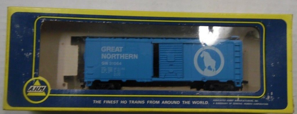 Box Car 5241C Great Northern AHM HO Scale Train 010118DBTr3