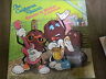 The California Raisins Collectible Book: Raisins in Motion (A Flashback) 010912E