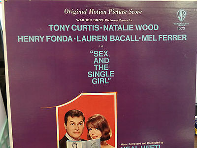 SEX AND THE SINGLE GIRL (OST) 33 RPM EX+ 111115 TLJ