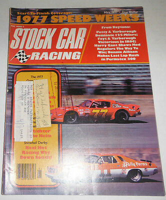 Stock Car Racing Magazine Richard Petty & Yarborough May 1977 072214R1