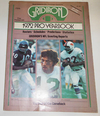 Gridiron Magazine Joe Namath & Gale Sayers & O.J. Simpson 1972 Yearbook 082314R
