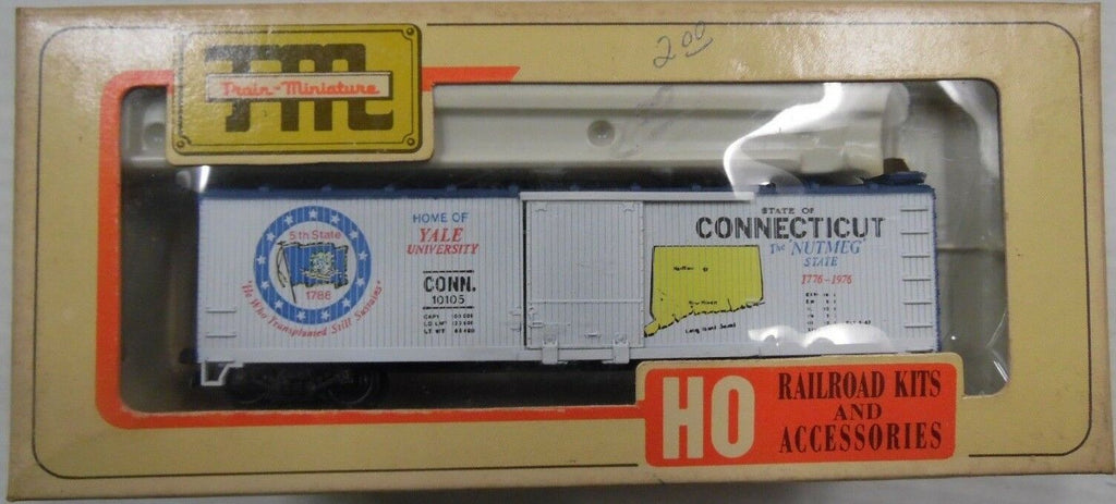 Connecticut Box Car Train-Miniature HO Scale Train 010118DBTr