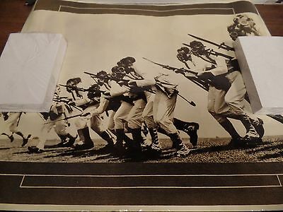 1940s Dispatch Photo News Landing Charge At Great Lakes Navel Training 020416ame