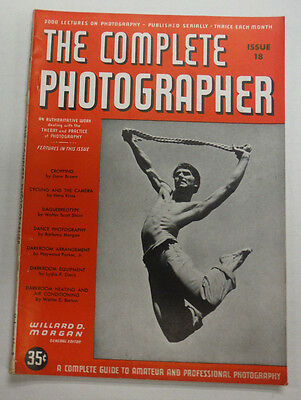 The Complete Photographer Magazine Cycling the Camera Vol.3 No.18 1942 070215R