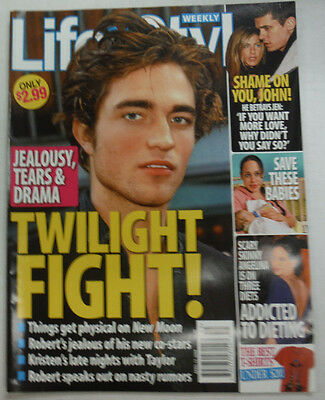 Life & Style Magazine Robert Pattinson & Jennifer Aniston April 2009 052615R