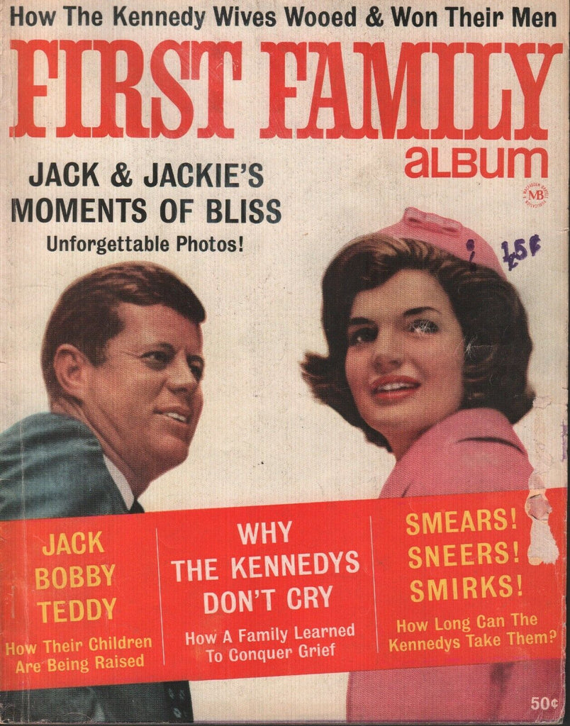 The First Family Album 1963 Jackie John F Kennedy Bobby 070119AME2
