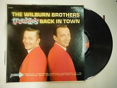 33 RPM Vinyl Wilburn Brothers Back in Town Decca DL74391 112614KME