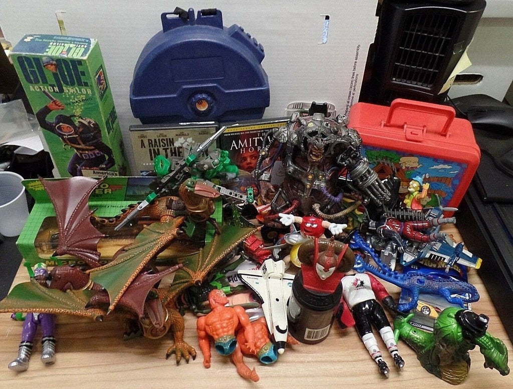 POT LUCK of over 15 POUNDS of Vintage 1980's to Modern Toys figures & Hot Wheels