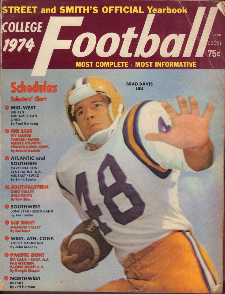 Street & Smith's 1974 College Football Yearbook Brad Davis LSU 072517nonjhe