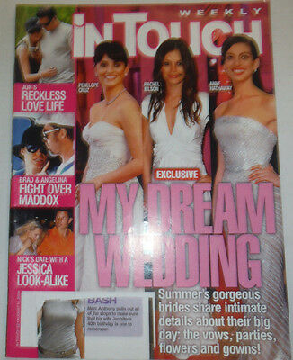 Intouch Weekly Magazine Anne Hathaway & Penelope Cruz August 2009 122914R