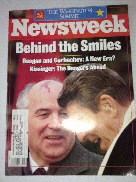 Newsweek Magazine Ronald Reagan And Gorbachev December 21, 1987 101216R2